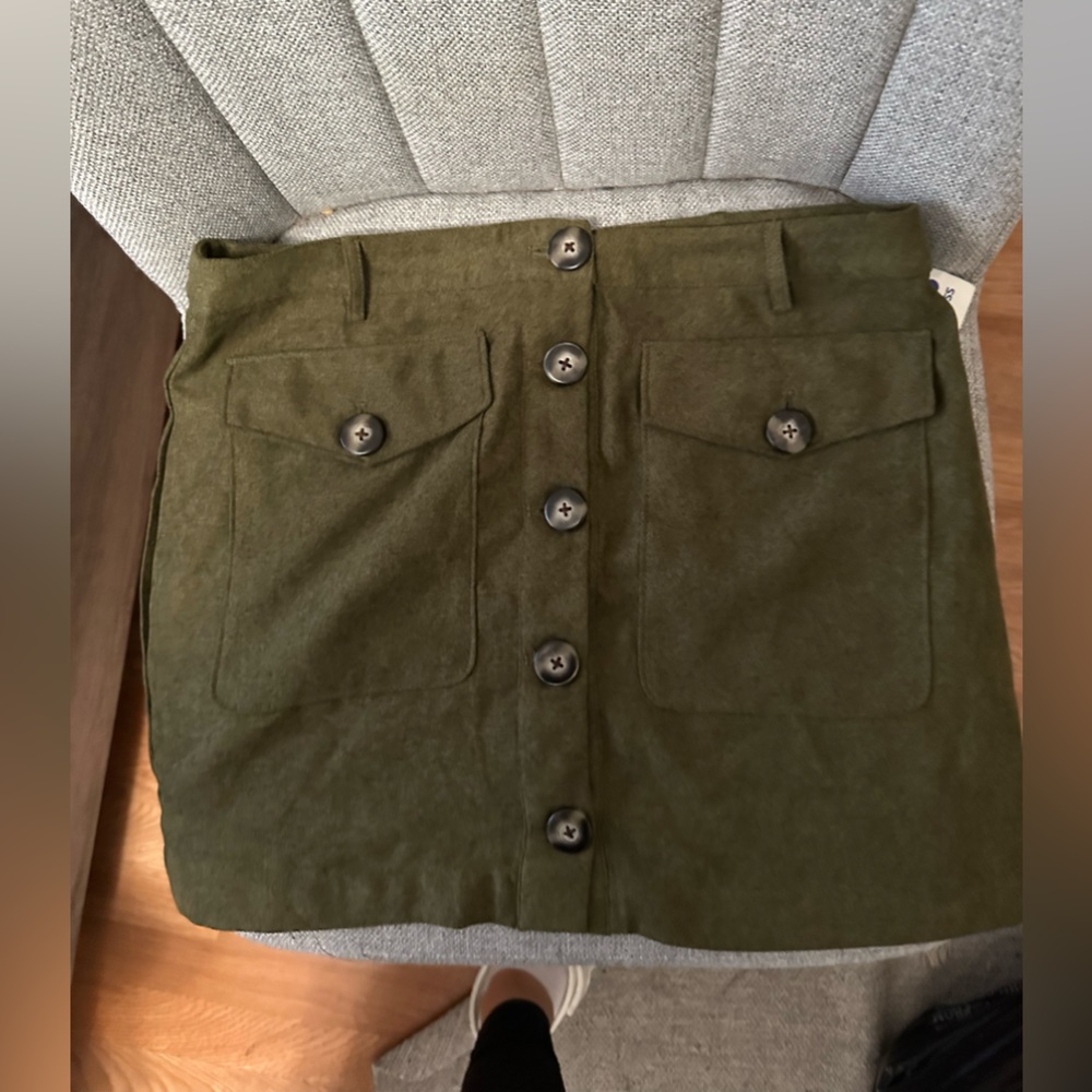Green skirt